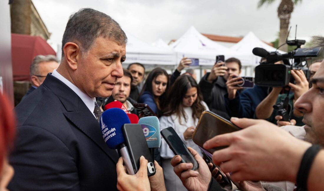 İzmir Büyükşehir Belediye Başkanı Cemil Tugay, Karşıyaka Belediye Başkanı Yıldız