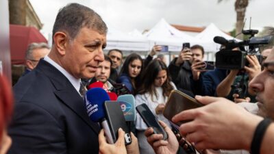 İzmir Büyükşehir Belediye Başkanı Cemil Tugay, Karşıyaka Belediye Başkanı Yıldız