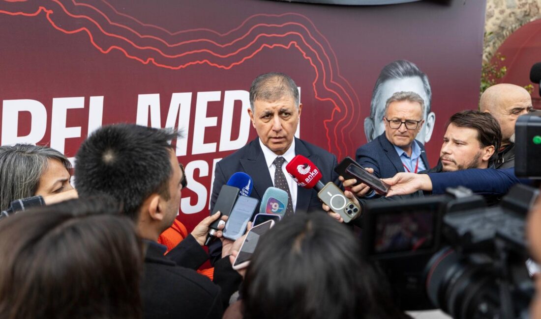 İzmir Büyükşehir Belediye Başkanı Dr. Cemil Tugay, Ankara’da Çalışma ve