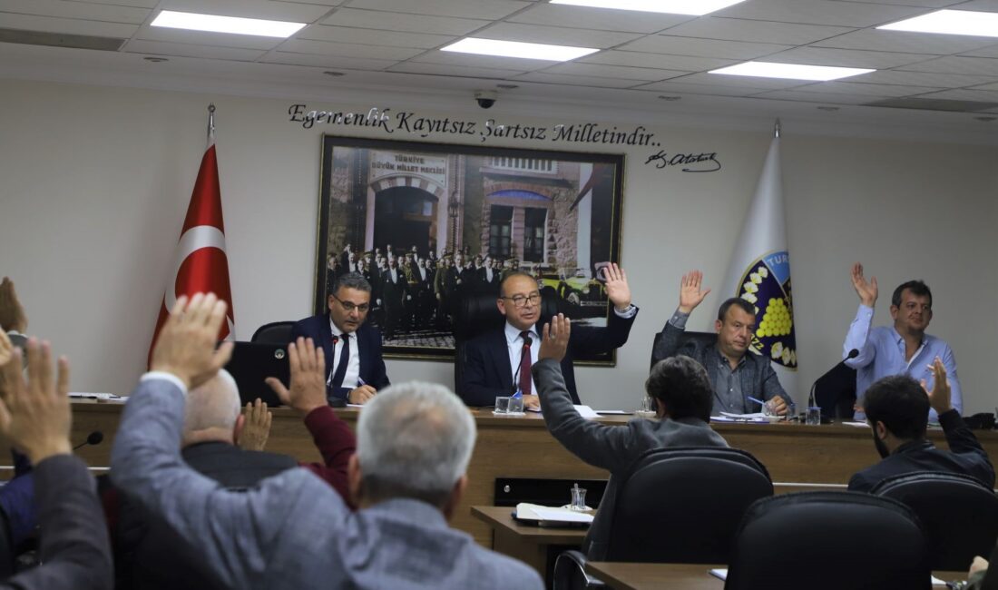 Turgutlu Belediyesi’nde uygulanacak asgari ücret 39 bin 406 lira oldu.