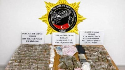 İzmir’in Çiğli ilçesinde polis ekipleri, bir parkta 16 yaşındaki çocuğu