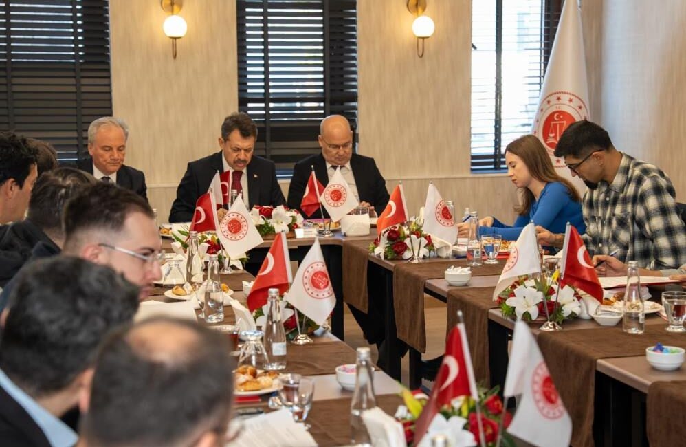 İzmir Cumhuriyet Başsavcısı Ali Yeldan’ın 10 Ocak Dünya Gazeteciler Günü