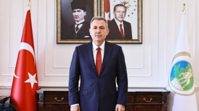 İzmir Valisi Dr. Süleyman Elban, 10 Ocak İdareciler Günü dolayısıyla