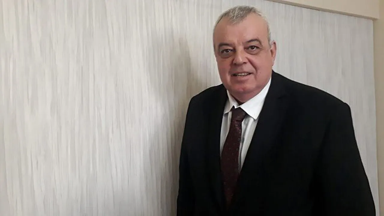 Bornova’daki Kars Halil Atilla İlkokulu’nun yeniden yapım süreci üzerinden AK