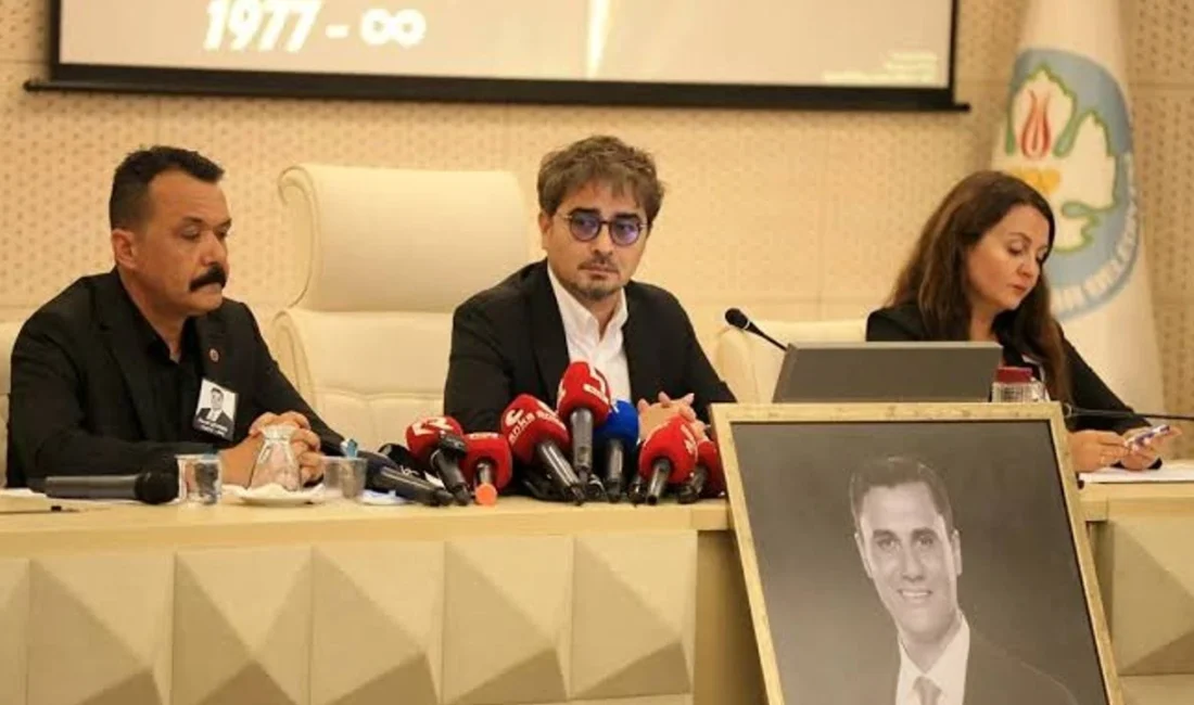 Şehzadeler Belediyesi’nde Belediye Başkan Yardımcısı Ahmet Anıl Ceylan’ın istifası kent